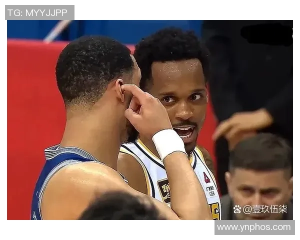 2017年火箭队与爵士队激战回顾:一场精彩的季后赛对决与历史瞬间 2017年火箭队与爵士队激战回顾:一场精彩的季后赛对决与历史瞬间