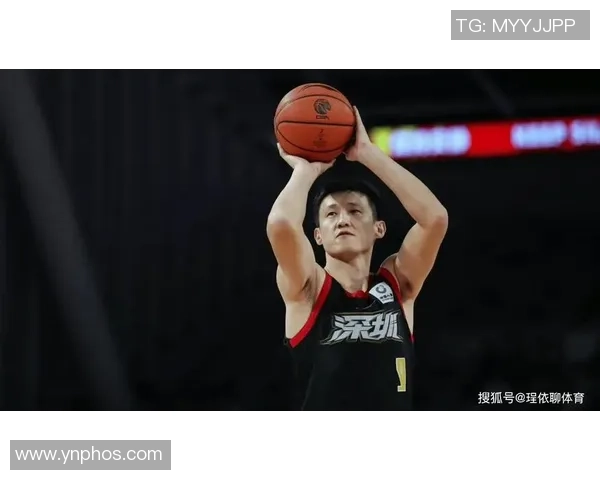 周鹏：从篮球场上的拼搏者到生活中的奋斗者的精彩人生旅程