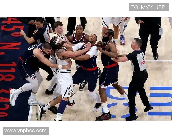 快船与热火激战12月赛季对决精彩回顾与分析